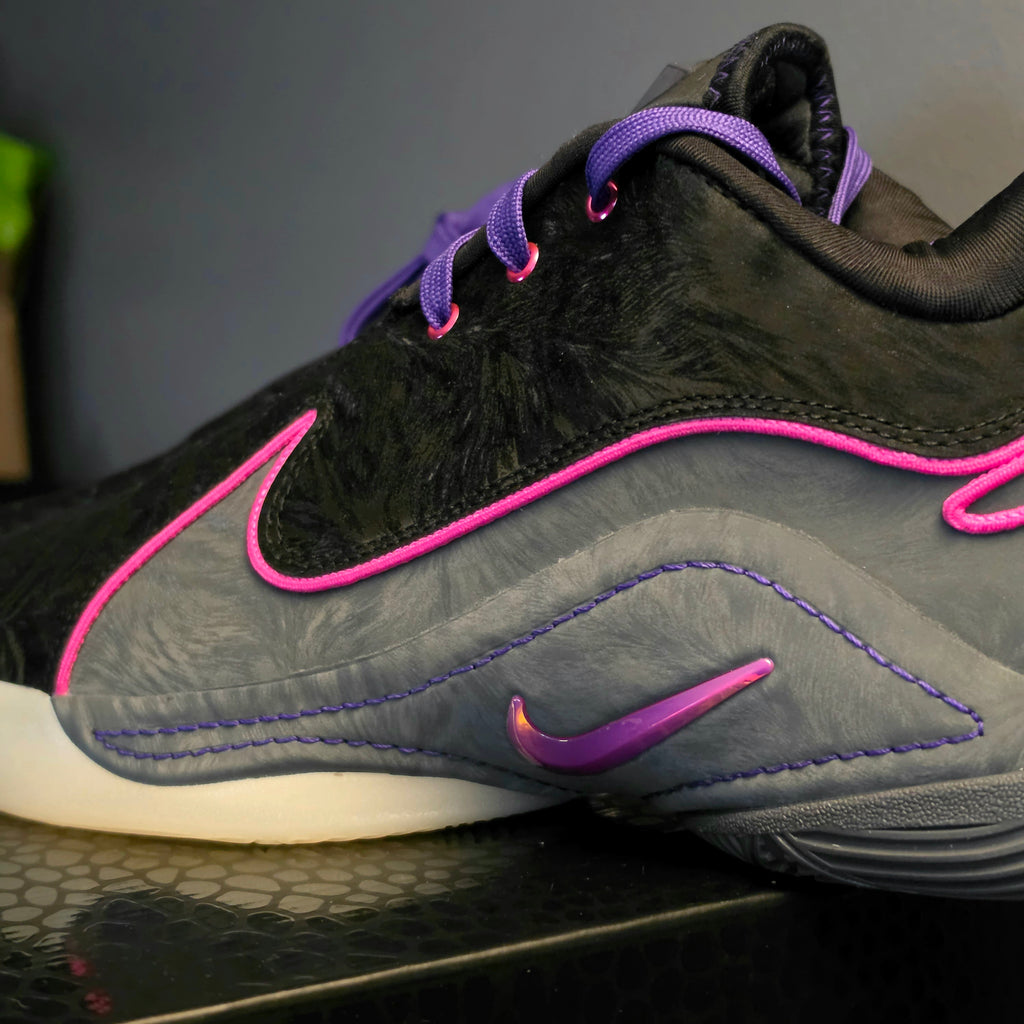 Nike LeBron 22 "Black Pink"