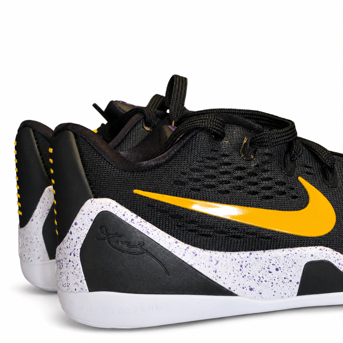 Nike Kobe 9 "Black and Gold"