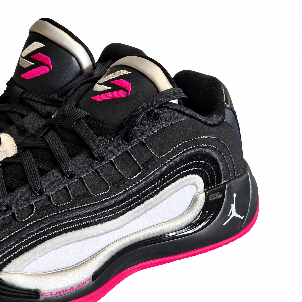 Jordan Luka 4 Navidor zapatillas de basketball, detalle