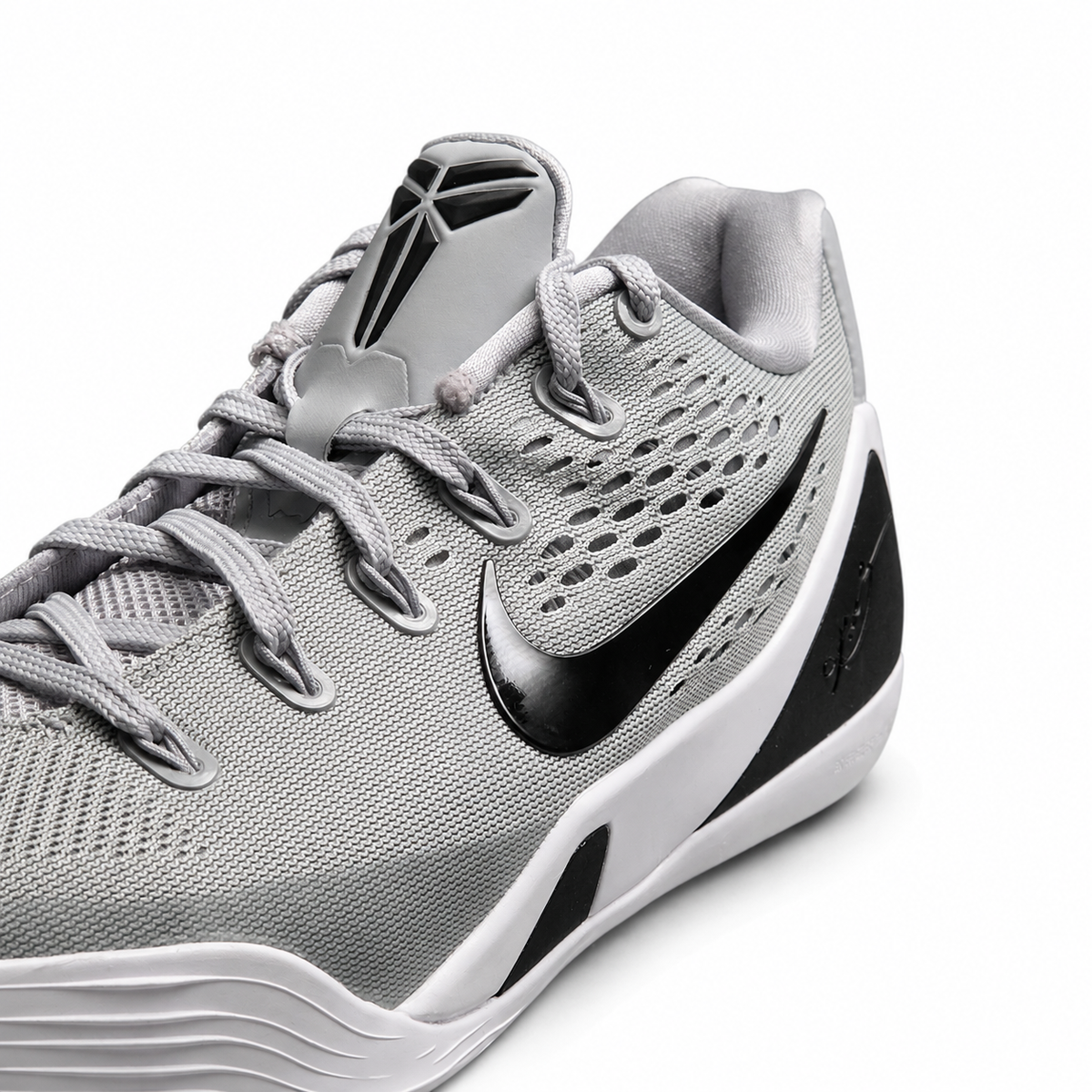 Nike Kobe 9 Elite Low EM Protro "Wolf Grey"