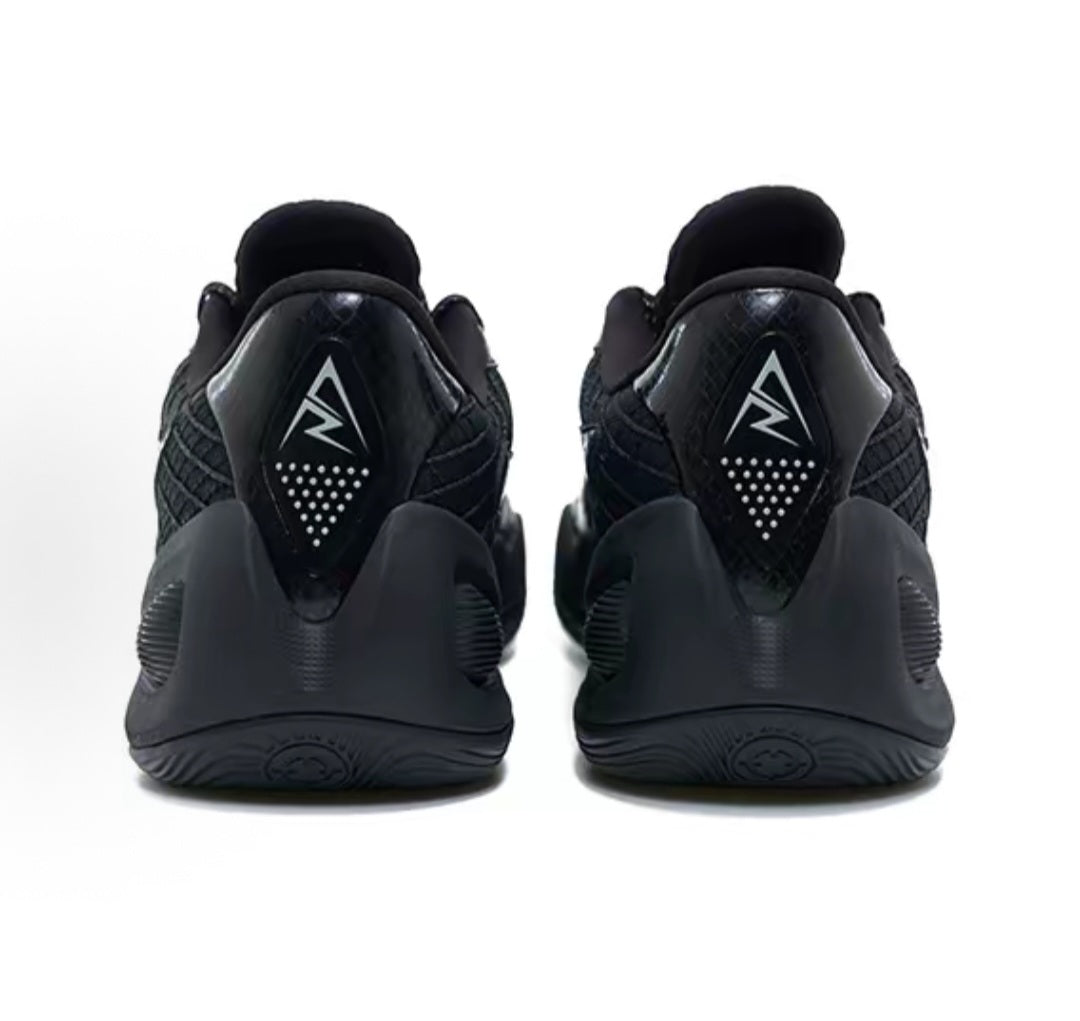 RIGORER AR1 Silent Night zapatilla de básquet vista del talón